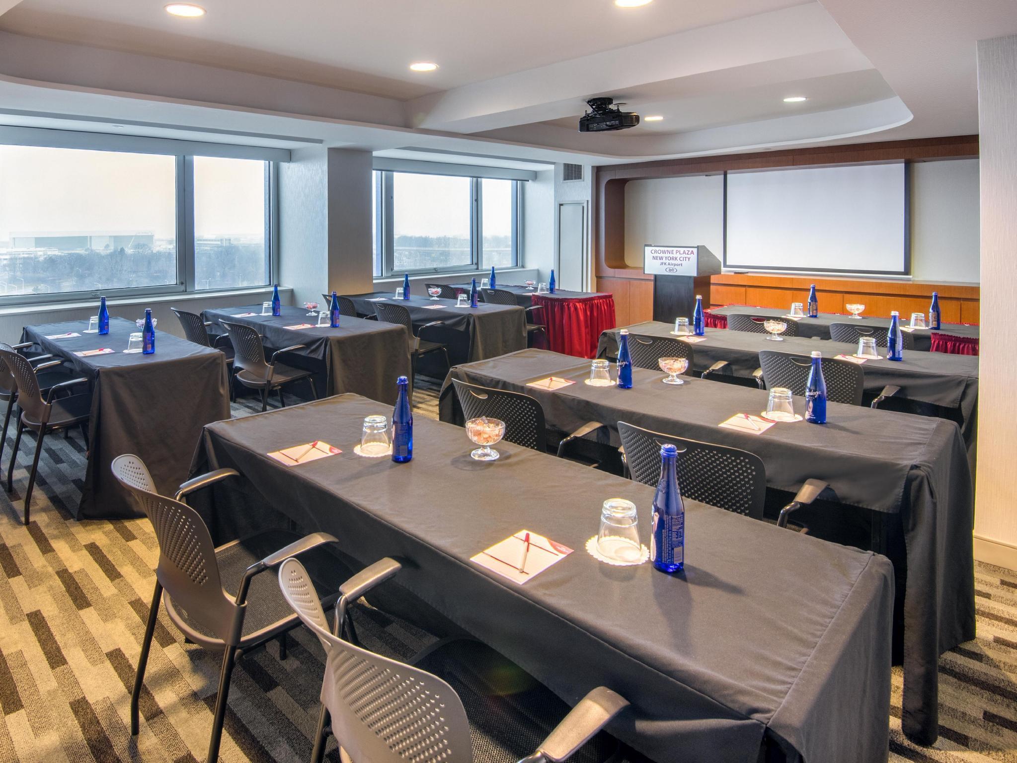 Crowne Plaza Jfk Airport New York City, An Ihg Hotel Eksteriør billede